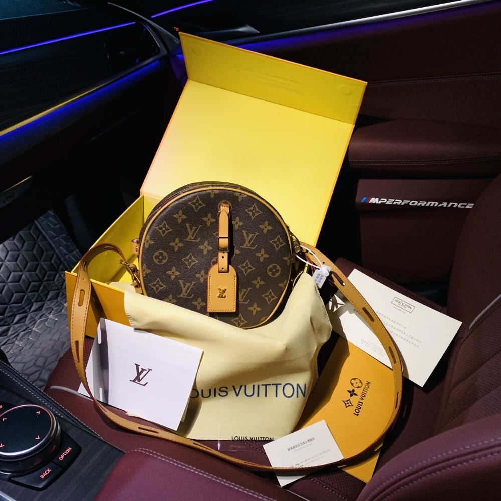 ✨🎊Authentic 💎Louis Vuitton bag